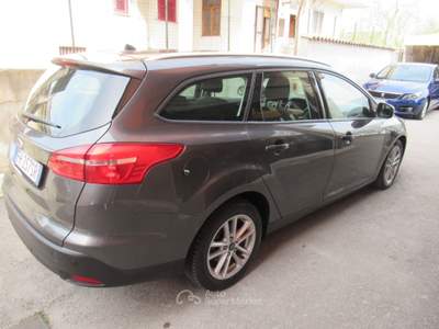 Ford Focus Start&Stop SW Business Grigio usata Striano