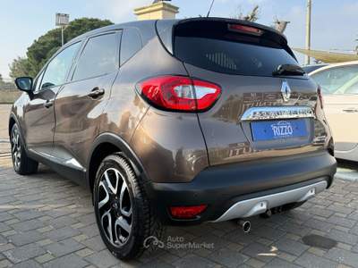 Renault Captur Start&Stop Energy R-Link Grigio usata Mesagne
