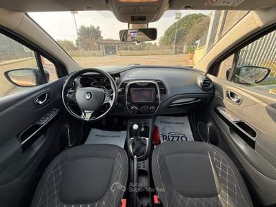 Renault Captur Start&Stop Energy R-Link Grigio usata Mesagne
