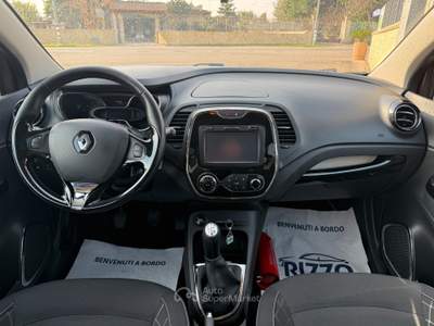 Renault Captur Start&Stop Energy R-Link Grigio usata Mesagne