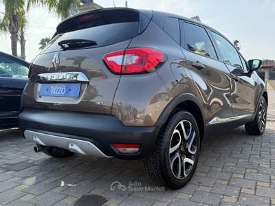 Renault Captur Start&Stop Energy R-Link Grigio usata Mesagne