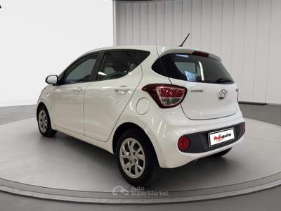 Hyundai i10 i10 1.0 Classic econext Gpl Bianco usata Bra