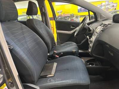 Toyota Yaris cambio automatico, ok neopatentati, unico proprietario Grigio usata Arezzo