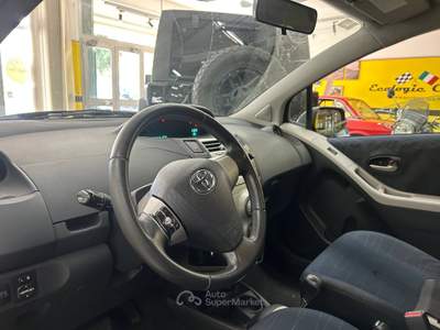 Toyota Yaris cambio automatico, ok neopatentati, unico proprietario Grigio usata Arezzo