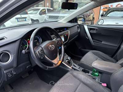 Toyota Auris Auris II 2013 5p 1.8h Lounge Grigio usata Castel Gandolfo