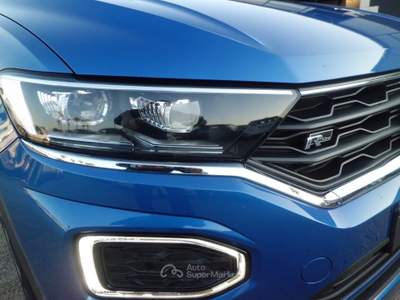 Volkswagen T-Roc SCR 150 CV DSG R-Line Blu/Azzurro usata Marconia di Pisticci