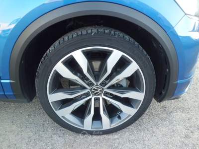 Volkswagen T-Roc SCR 150 CV DSG R-Line Blu/Azzurro usata Marconia di Pisticci