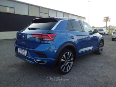 Volkswagen T-Roc SCR 150 CV DSG R-Line Blu/Azzurro usata Marconia di Pisticci
