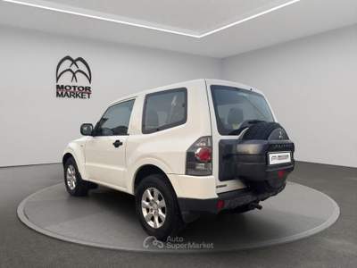 Mitsubishi Pajero 3.2 100th Auto Bianco usata Roma