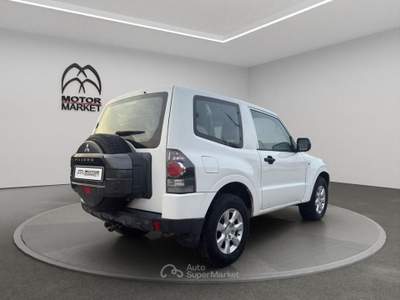 Mitsubishi Pajero 3.2 100th Auto Bianco usata Roma