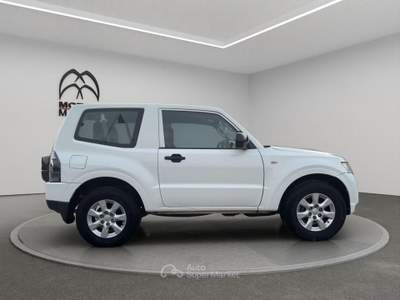 Mitsubishi Pajero 3.2 100th Auto Bianco usata Roma