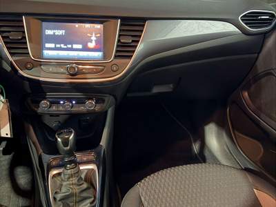 Opel Crossland Crossland X 1.5 ECOTEC D 102 CV Start&Stop Innovat Bianco usata Cornaredo