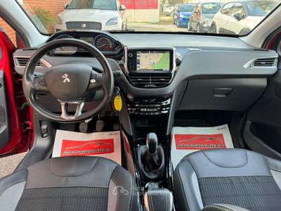 Peugeot 2008 1.6 bluehdi Allure 100cv Rosso usata Cernusco sul Naviglio