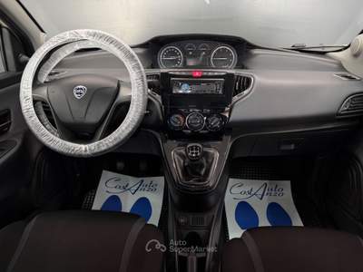 Lancia Ypsilon 95 CV Platinum 2016 Beige usata Teverola