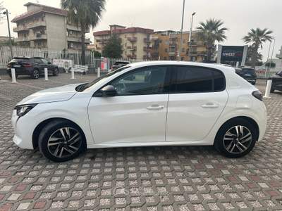 Peugeot 208 Stop&Start 5 porte ALLURE PACK Bianco usata Sant'Anastasia