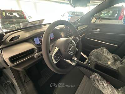 Jeep Avenger auto Grigio usata Torino