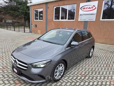 Mercedes-Benz Classe B B 180 Automatic Premium 136cv Grigio usata Robassomero