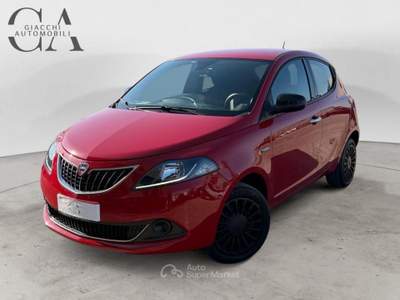 Lancia Ypsilon 1.0 firefly hybrid Silver s&amp;s 70cv usata Rovigo