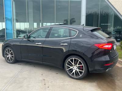 Maserati Levante 275cv Q4 Nero usata Gela