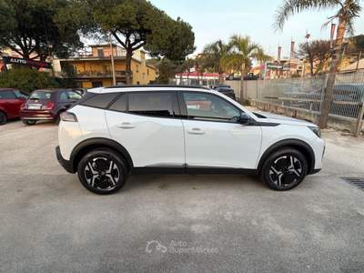Peugeot 2008 PureTech 100 Allure S/S Bianco usata Cercola
