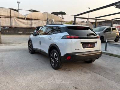 Peugeot 2008 PureTech 100 Allure S/S Bianco usata Cercola