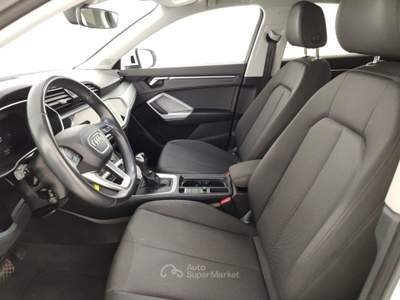 Audi Q3 35 TDI S tronic Business Plus Bianco usata Massa