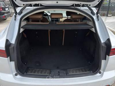Jaguar E-Pace 2.0D D163 Bianco usata Cercola