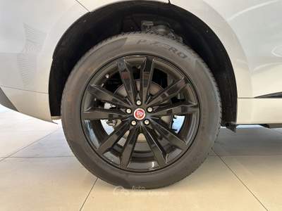 Jaguar F-Pace 2.0 D 240 CV AWD aut. R-Sport Grigio usata Forlì