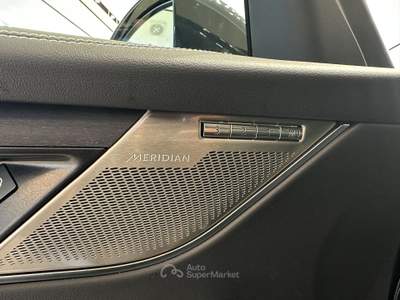 Jaguar F-Pace 2.0 D 204 CV AWD aut. R-Dynamic Black Nero usata Forlì