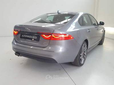 Jaguar XF 2.0 D 180 CV AWD aut. Chequered Flag Grigio usata Forlì