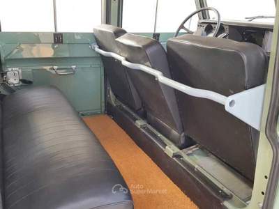 Land Rover Defender 109 SW 2.2D Verde usata Forlì