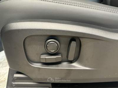 Land Rover Defender 90 3.0D I6 200 CV AWD Auto X-Dynamic SE Nero usata Forlì