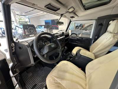Land Rover Defender Defender 90 2.4 TD4 SE SW - AUTOCARRO N1!!! Bianco usata Forlì