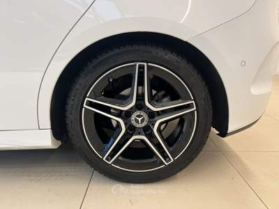 Mercedes-Benz Classe B B 180 d Automatic Premium - AMG LINE Bianco usata Forlì