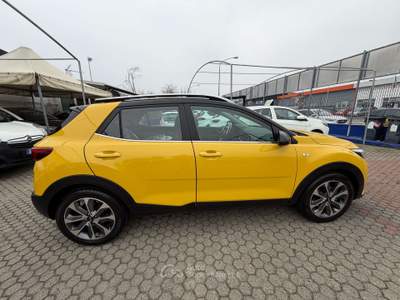 Kia Stonic Stonic 1.4 mpi Style 100cv my18 Giallo usata Torino