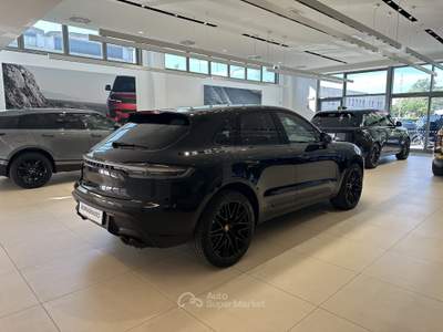 Porsche Macan 2.0 265CV PDK AUT Nero usata Forlì