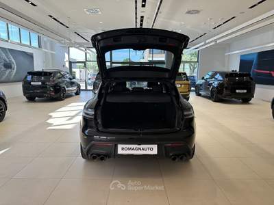 Porsche Macan 2.0 265CV PDK AUT Nero usata Forlì