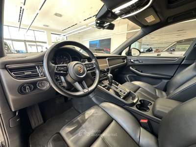 Porsche Macan 2.0 265CV PDK AUT Nero usata Forlì
