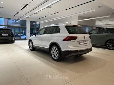 Volkswagen Tiguan 1.4 TSI 150cv DSG Executive Bianco usata Forlì