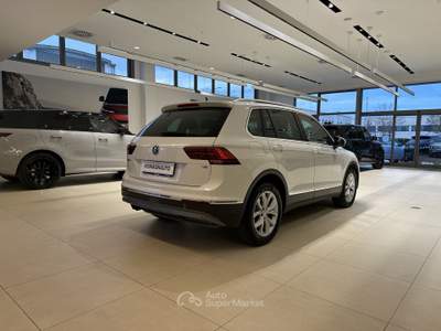 Volkswagen Tiguan 1.4 TSI 150cv DSG Executive Bianco usata Forlì