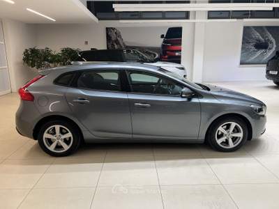 Volvo V40 D2 Business Grigio usata Forlì