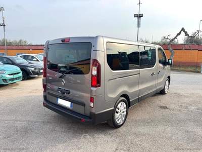 Renault Trafic TRAFIC ENERGY ICE 9 POSTI 2.0 DCI 145CV Grigio usata Bari