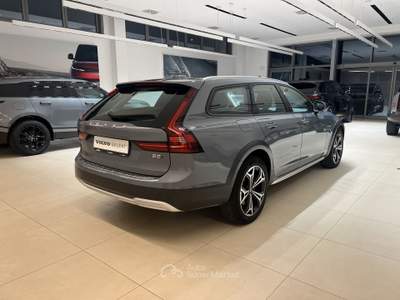 Volvo V90 Cross Country V90 Cross Country B5 (d) AWD automatico Core usata Forlì