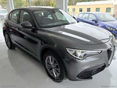 Alfa Romeo Stelvio Stelvio 2.2 T.diesel 160CV AT8 RWD Bus. Blu/Azzurro usata Ascoli Satriano