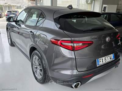 Alfa Romeo Stelvio Stelvio 2.2 T.diesel 160CV AT8 RWD Bus. Blu/Azzurro usata Ascoli Satriano