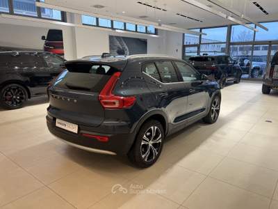 Volvo XC40 XC40 T5 Recharge Plug-in Hybrid Inscription Blu/Azzurro usata Forlì