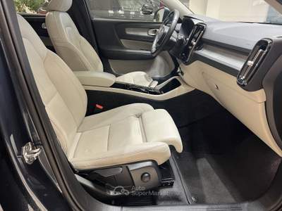 Volvo XC40 XC40 T5 Recharge Plug-in Hybrid Inscription Blu/Azzurro usata Forlì