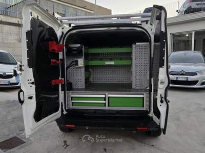 Fiat Doblò Doblò 1.6 MJT 105CV PC-TN Cargo Lam. SX OFFICINA MOBILE Bianco usata Ascoli Satriano