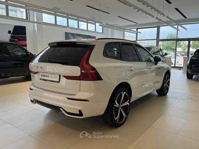Volvo XC60 T6 RECHARGE PLUG-IN HYBRID ULTRA DARK AWD Bianco usata Forlì