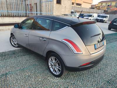 Lancia Delta Delta 1.6 MJT Platino TETTO APRIBILE, LED Beige usata Ascoli Satriano